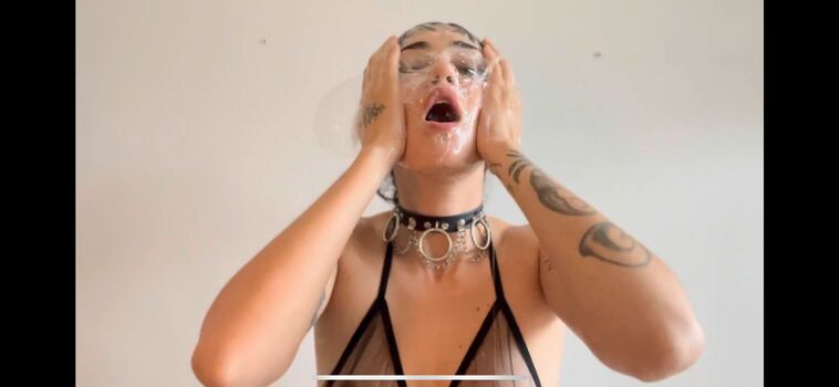 Full leaked Oddgwenny private photo
