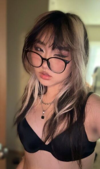 Full leaked Offbrandtea private photo