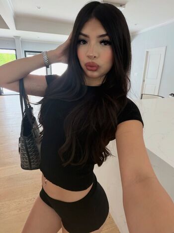 Full leaked Officialcassyy private photo