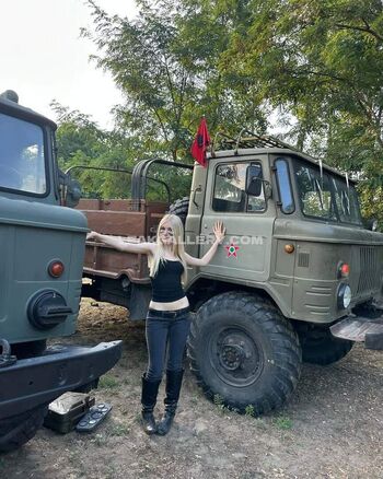 Full leaked Offizieramira private photo