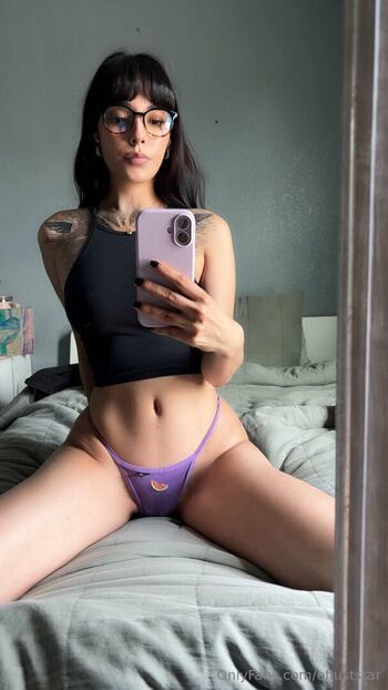 Full leaked Ofluststar private photo