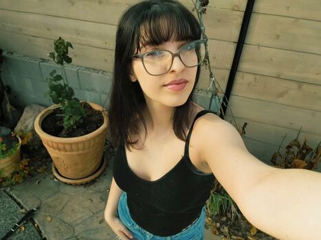 Full leaked Okaymintydust page private photo