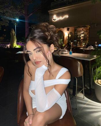 Full leaked Okaysina private photo