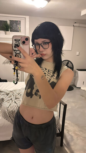 Full leaked Okneesuh private photo
