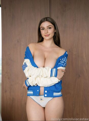 Full leaked Olivacasta page private photo