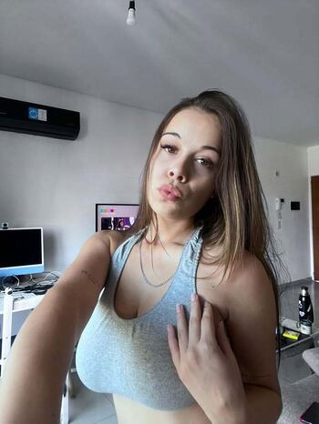 Full leaked Oliveracamila private photo