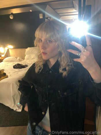 Full leaked Olivia carter private photo