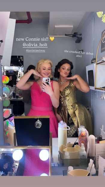 Full leaked Olivia holt private photo