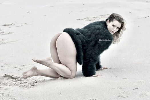 Full leaked Olivia howell private photo
