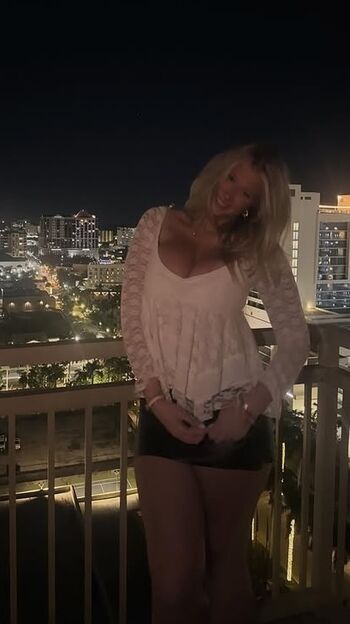 Full leaked Olivia kuehner private photo
