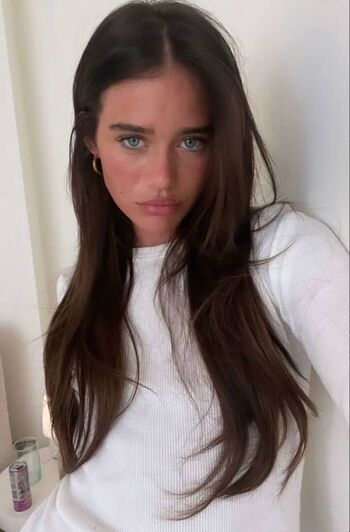 Full leaked Olivia neill private photo