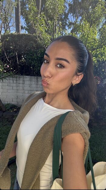 Full leaked Olivia ruiz private photo