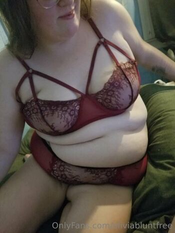 Full leaked Oliviabluntfree private photo