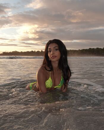Full leaked Oliviafairy  page private photo