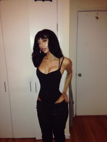 Full leaked Oliviaraynn page private photo