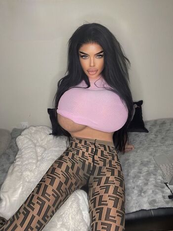 Full leaked Olsuh private photo