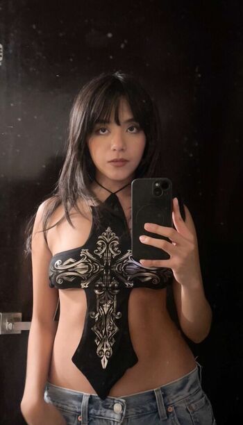 Full leaked Omly page private photo
