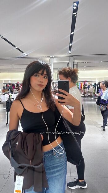 Full leaked Omly page private photo