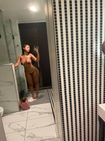 Full leaked Omaima benamre private photo