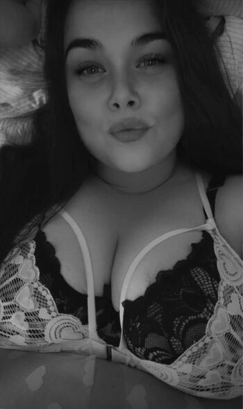 Full leaked Only curvycutie private photo