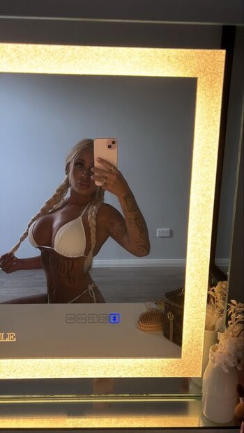 Full leaked Onlyannabellex private photo