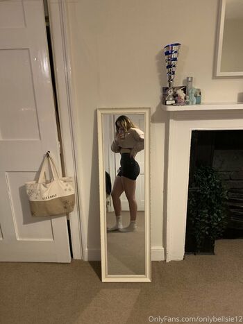 Full leaked Onlybellsie page private photo