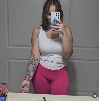 Full leaked Onlydani private photo