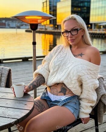 Full leaked Onlynina private photo