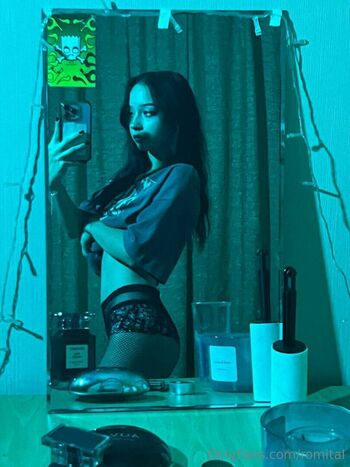 Full leaked Onlyromituly private photo