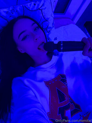 Full leaked Onlyromituly private photo