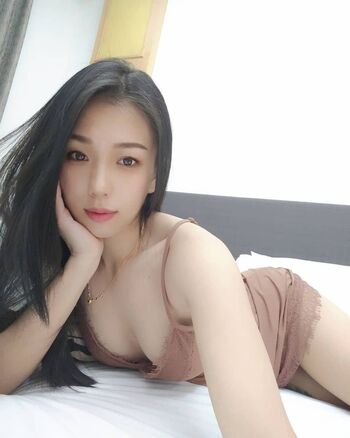 Full leaked Onlywedyselene private photo