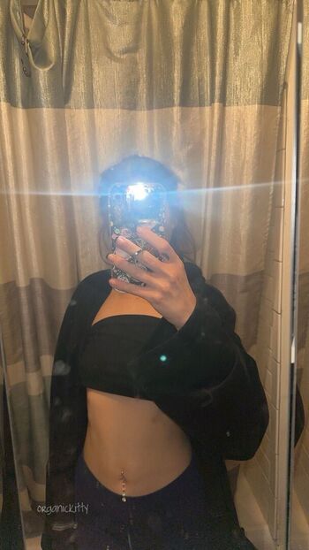 Full leaked Organickitty private photo