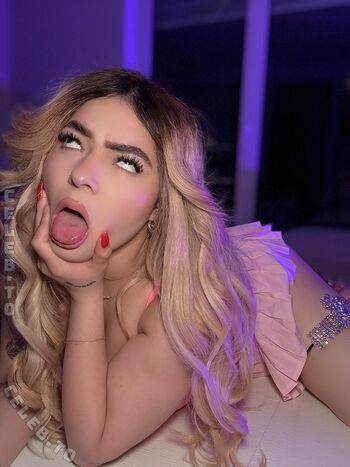 Full leaked Oriannafox page private photo