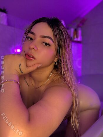 Full leaked Oriannafox page private photo