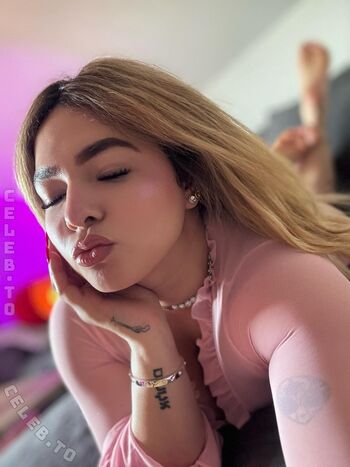 Full leaked Oriannafox page private photo