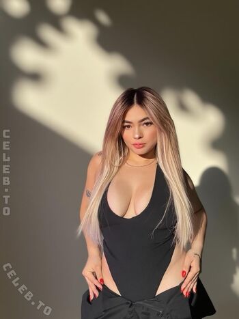 Full leaked Oriannafox private photo