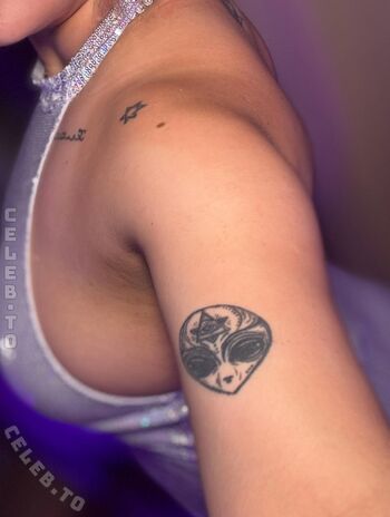Full leaked Oriannafox private photo