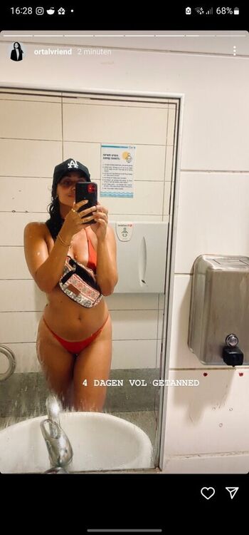 Full leaked Ortal vriend private photo