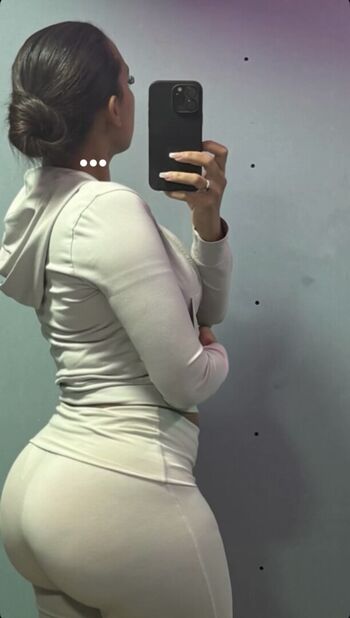 Full leaked Osmaadoll private photo