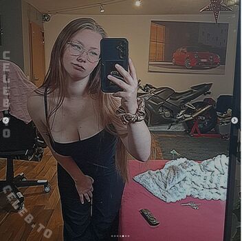 Full leaked Ossi mia private photo