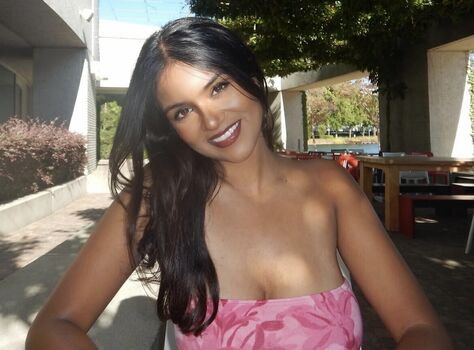 Full leaked Oviamuthu private photo