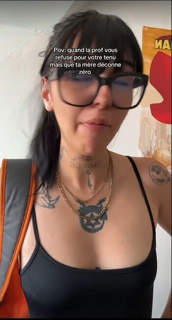 Full leaked Owsmile private photo
