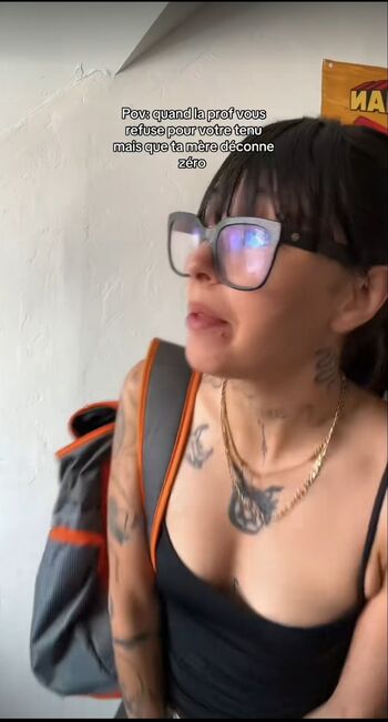 Full leaked Owsmile private photo