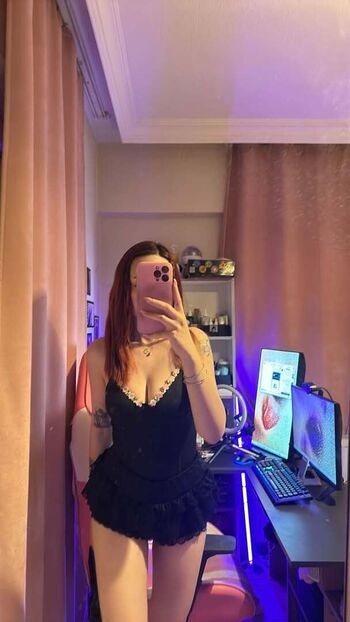 Full leaked Oz basak private photo