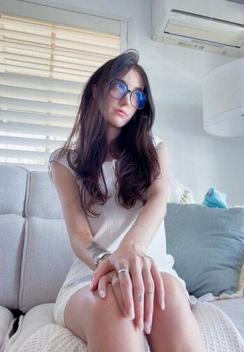 Full leaked Paisley private photo