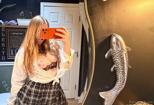 Full leaked Paleseafoam private photo