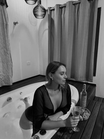 Full leaked Paloma tocci private photo