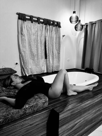 Full leaked Paloma tocci private photo