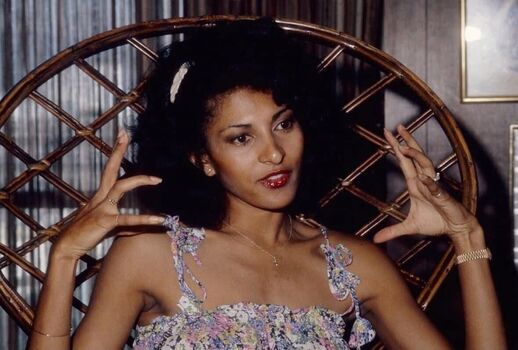 Full leaked Pam grier private photo