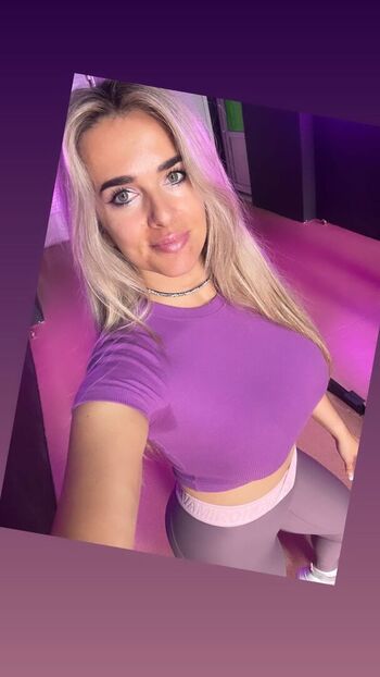 Full leaked Pamellachka private photo